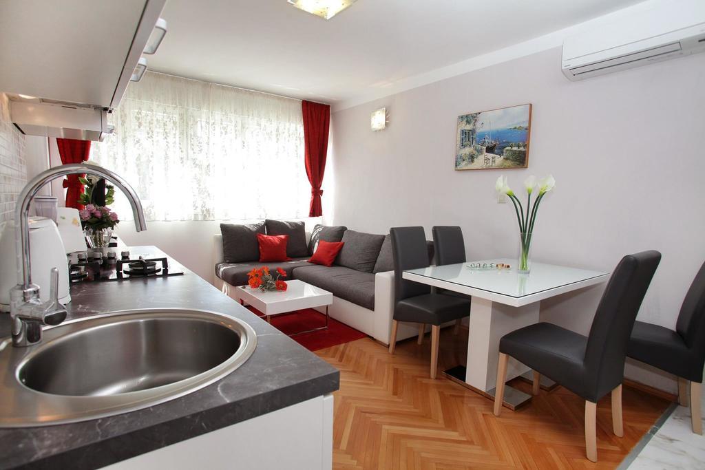 Apartment Grga Split Bagian luar foto
